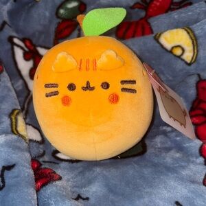 Pusheen Orange NWT